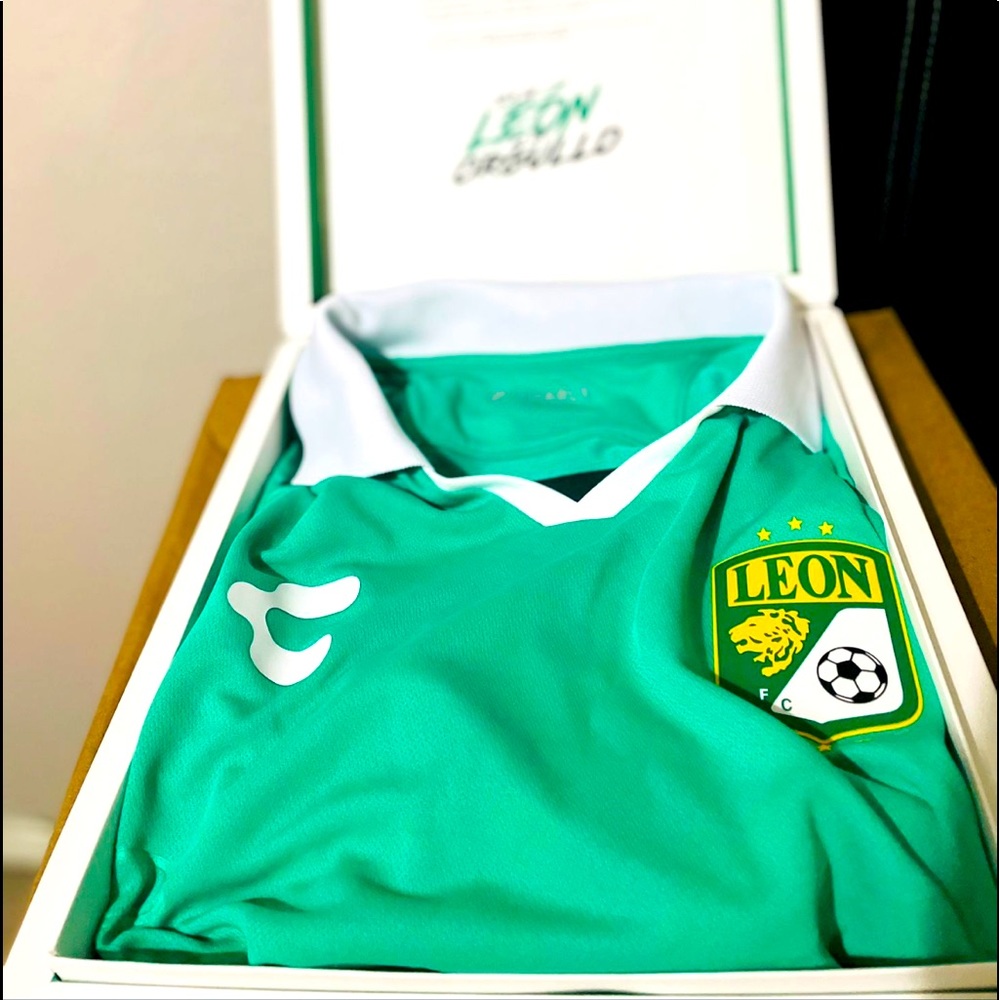 Leon FC Charly Limited Edition Jersey XL
